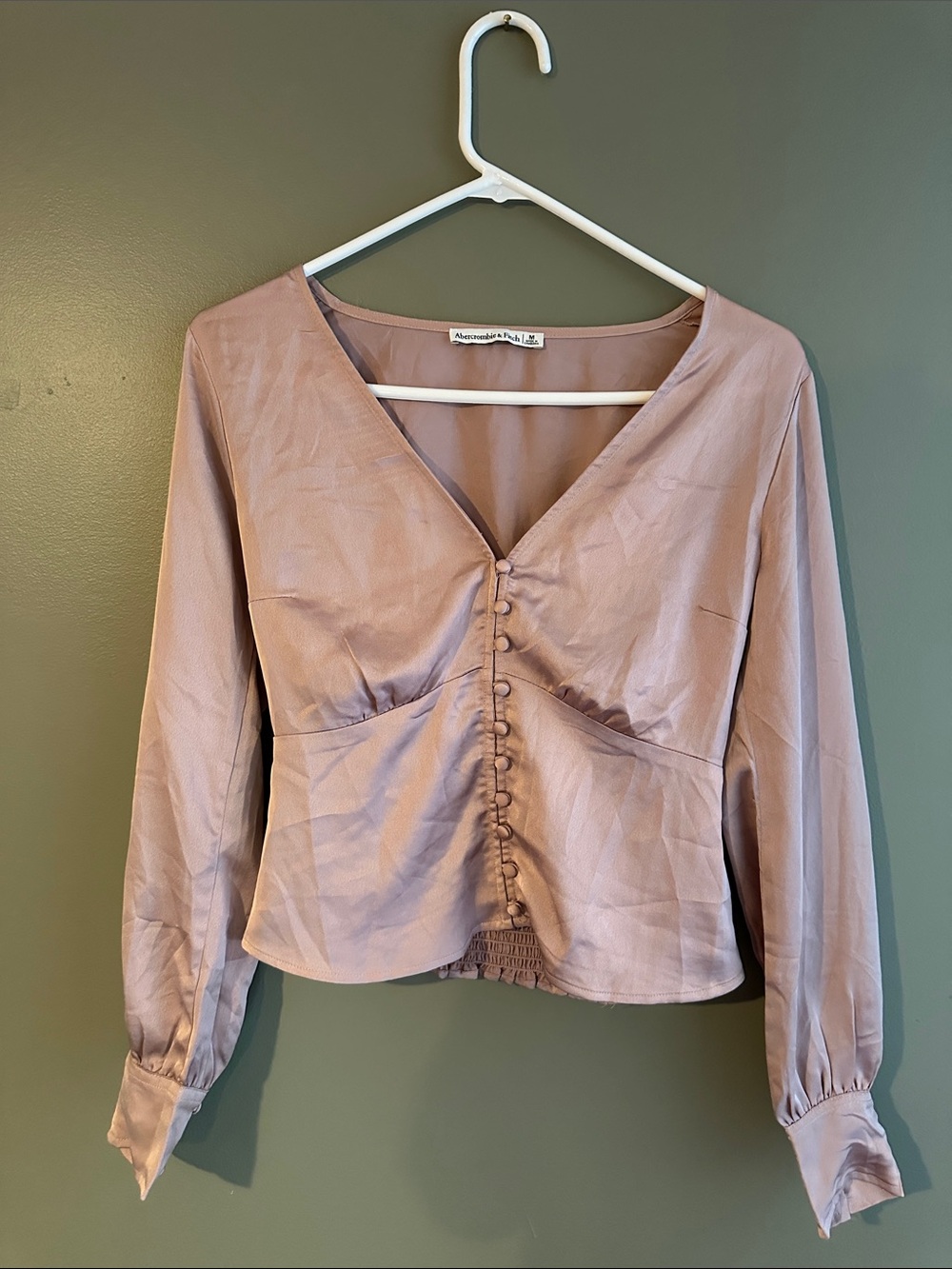 Abercrombie & Fitch Woven Button-Front V-Neck Blouse - Dusty Mauve